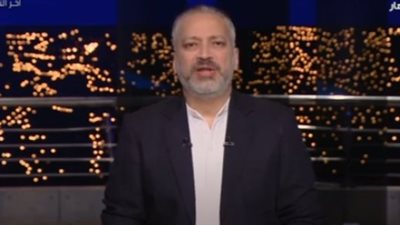 بلاغ يتهم الإعلامي تامر أمين بالاستيلاء على سيارة 