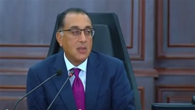 الحكومة: مد سن المعاش لبعض المعلمين والاستعانة بخريجي الخدمة العامة بالمدارس