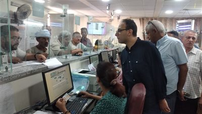 نائب محافظ أسيوط يتفقد العمل بالمراكز التكنولوجية لإنهاء إجراءات طلبات التصالح في مخالفات البناء