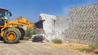 إزالة 11 حالة تعدٍ بالبناء على أراض زراعة بفايد في الإسماعيلية (صور)