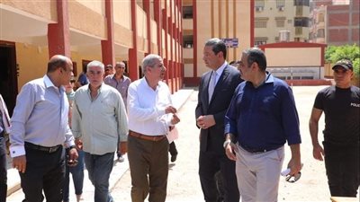 محافظ دمياط يتابع أعمال الصيانة الشاملة بمدارس المحافظة