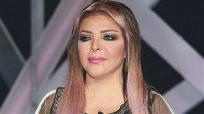 ربي هيغفر لي، فلة الجزائرية تهدد بالتخلص من حياتها على الهواء مباشرة