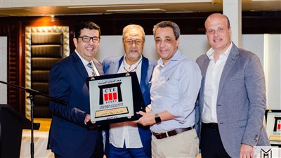 غرفة المطاعم تكرم روادها وأعضاء مجالس إدارتها السابقين 