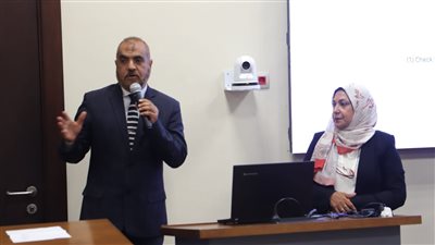 وزير العمل: هدفنا ترسيخ ثقافة توافر وسائل السلامة والصحة المهنية