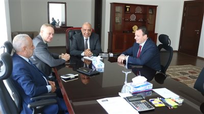 الكهرباء تبحث إنتاج 1100 ميجاوات من طاقة الرياح مع شركة أكوا باور السعودية 