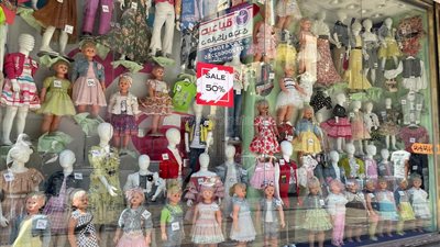 الفستان يبدأ من 200 جنيه، أسعار ملابس الأطفال خلال الأوكازيون الصيفي (صور) 