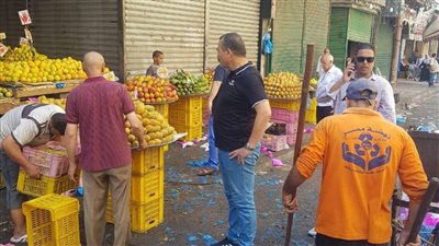حي شرق بالإسكندرية يشن حملة مفاجئة على الأسواق 
