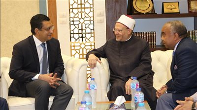 مفتي الجمهورية يستقبل وزير خارجية سريلانكا لبحث تعزيز التعاون المشترك 