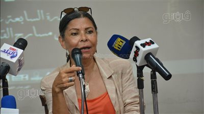 الفن مش رسالة، تعليق مثير من سلوي محمد علي بالقومي للمسرح (صور)