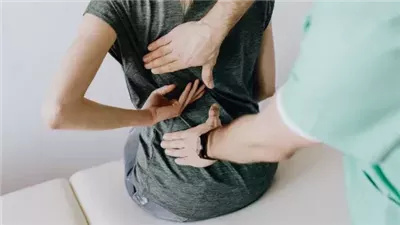 أعراض علاج القرص المنفتق ومتى تكون الجراحة ضرورية؟