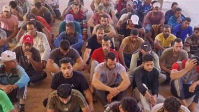 بينهم مصريون، إحباط هجرة غير شرعية في ليبيا (صور)