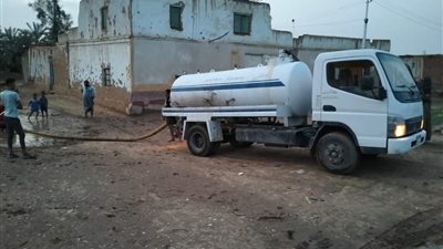 استقرار الطقس وتوقف سقوط الأمطار بواحة باريس بالوادي الجديد (فيديو)