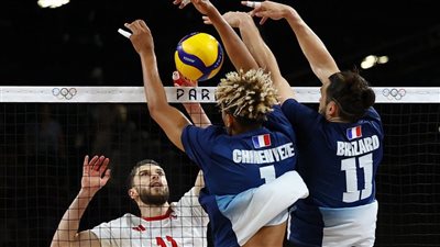 فرنسا تهزم بولندا وتحرز ذهبية الطائرة رجال في أولمبياد باريس 