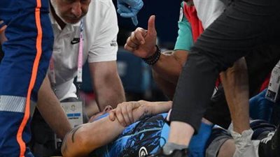 أولمبياد باريس، نقل مصارعة رومانية للمستشفى بعد إصابتها بسبب ضربة قاضية (فيديو وصور)