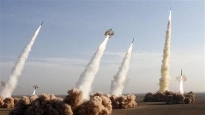 مسئول يكشف تفاصيل الرد الإيراني على إسرائيل: هجوم مفاجئ باستخدام 600 قذيفة