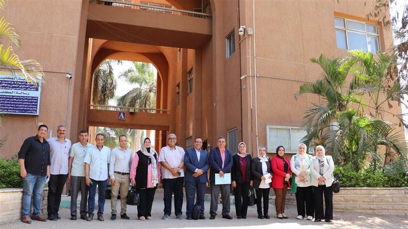 جامعة بنها، فيتو