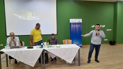 عقد ورشتي عمل بحضور 50 عضوا من تكتل النباتات الطبية والعطرية بقنا