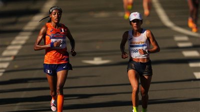 الهولندية سيفان حسن تحطم الرقم الأولمبي وتحرز ذهبية الماراثون في أولمبياد باريس 