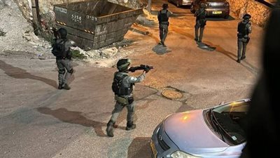 جيش الاحتلال يعتقل 16 فلسطينيا في الضفة الغربية