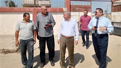 مدير تعليم دمياط يتفقد أعمال الصيانة وتفعيل المبادرات الصيفية بالمدارس