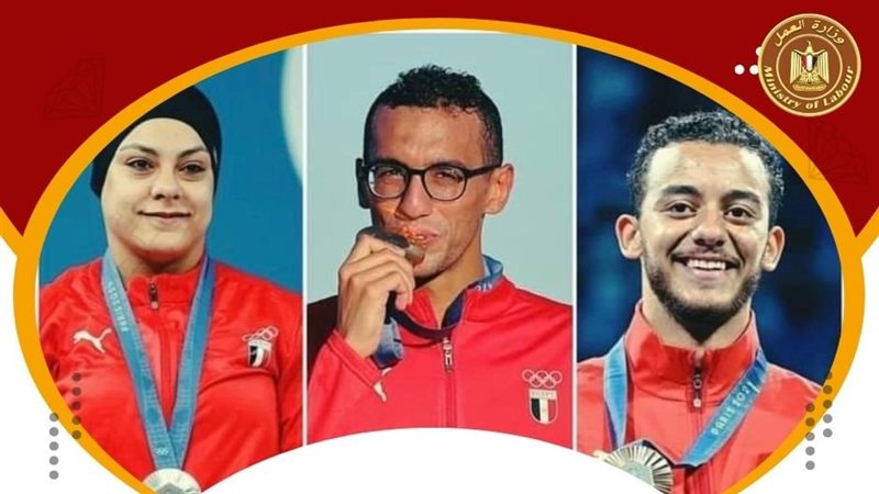 وزير العمل يهنئ أبطال