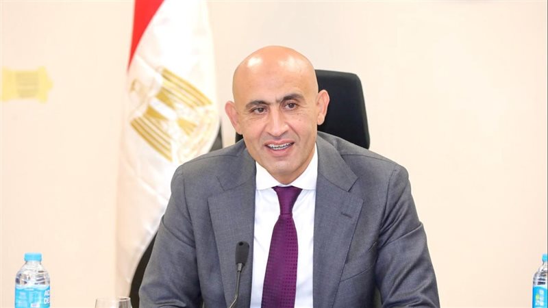 محمد عبد اللطيف وزير