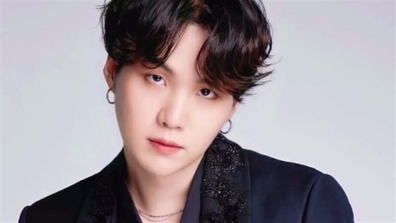 SUGA عضو فرقة BTS،