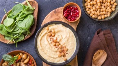 قدمي الحمص المطحون لطفلك الرضيع، وجبة لذيذة ومتكاملة 