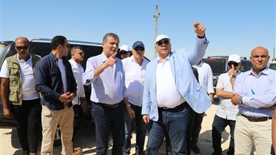 وزراء الزراعة والري ومحافظ شمال سيناء يتفقدون المساحات الزراعية ومحطة الرفع بالنثيلة