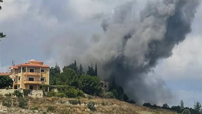الصحة اللبنانية: إصابة 11 سوريا فى غارة إسرائيلية على بلدة معروب (فيديو)
