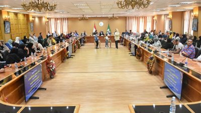  توزيع 86 وحدة سكنية بقريتي المشاعلة وهربيط بأبو كبيرشرقية 