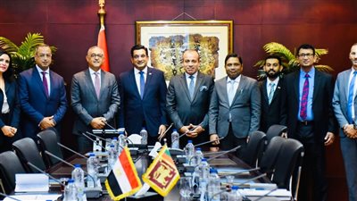 الخطيب يبحث مع وزير الخارجية السريلانكي سبل التعاون الاستثماري بين البلدين