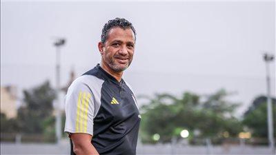  سامي قمصان يعلن تشكيل الأهلي لمواجهة زد بالدوري الممتاز 