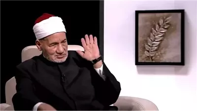 وفاة زوجة حسن الشافعي، وشيخ الأزهر يعزيه