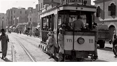 الترام.. كيف أحدث تسيير عربات للمواصلات قبل 128 عامًا ثورة في المجتمع المصري.. شركة بلجيكية أنجزت المهمة بنجاح.. الموقف الرئيسي كان في العتبة الخضراء.. وهذه قائمة أسعار الخطوط والدرجات 