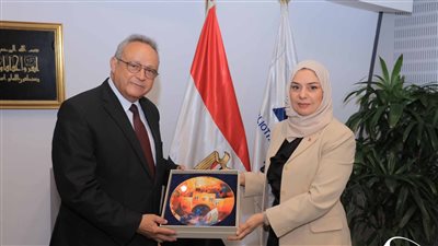 سفيرة البحرين بالقاهرة تزور مكتبة الإسكندرية لبحث التعاون في الأنشطة المشتركة