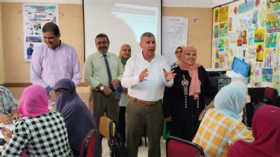 مدير تعليم دمياط يشهد فعاليات التدريبات الأخيرة ببرنامج أساسيات القيادة المدرسية