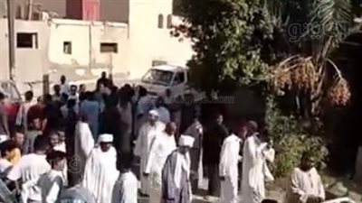 تشييع جثمان الفنان النوبي محمد فوزي بعد مصرعه في حادث بأسوان 