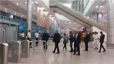 وصول بعثة مصر في أولمبياد باريس إلى مطار القاهرة (فيديو وصور) 