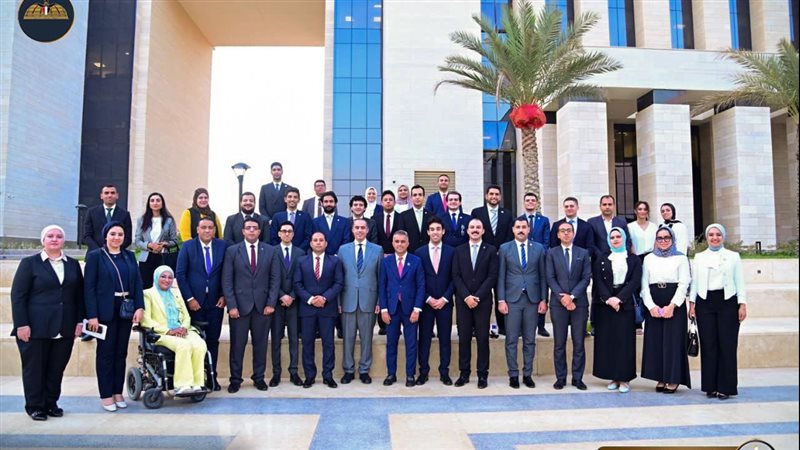 وزير الشئون النيابية