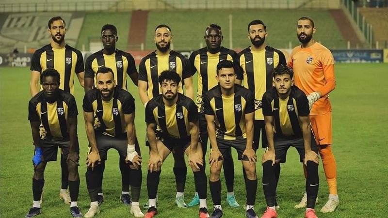 المقاولون، فيتو