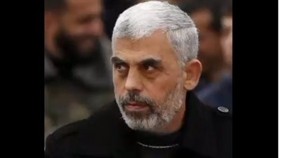 تقرير يكشف كيف تواصل السنوار مع رفاقه من تحت الأرض 