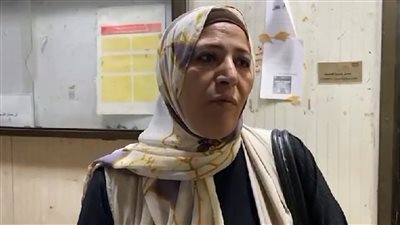  ولي أمر: ابني لو زاد درجتين الفيزياء كانوا فرقوا معاه وترتيبه الرابع على المدرسة بقى الخامس (فيديو)