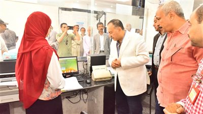 محافظ أسيوط يفتتح المركز التكنولوجي لخدمة المواطنين بالبداري (فيديو وصور)