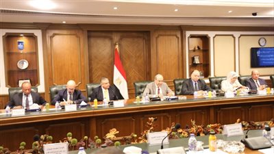 جهود مكثفة لتسهيل إجراءات السفر والوصول بالمطارات المصرية.. آليات للحد من التكدس والانتظار أمام الكونترات.. وتقليل عنصر الوقت لانتظار الحقائب