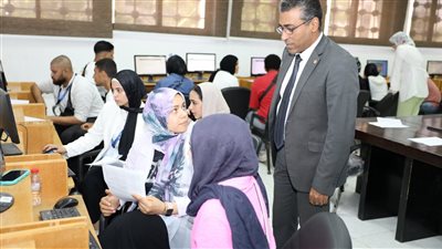 مكتب التنسيق بجامعة القناة يستقبل 179 طالبا وطالبة خلال يومين (صور) 