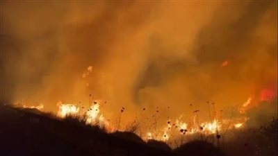 حريق هائل فى بلدية أرتينا الإيطالية والسلطات تجلى عائلات كإجراء احترازي