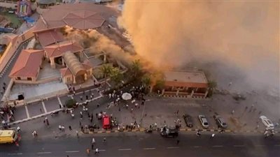 حريق هائل في أحد المطاعم بمنطقة جليم بالإسكندرية 