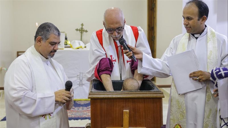 رئيس الأسقفية، فيتو