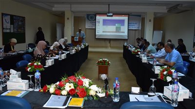 وزيرة البيئة: البحر الأحمر ملاذ آمن لسياح العالم كأخر المناطق تأثرًا بالتغيرات المناخية